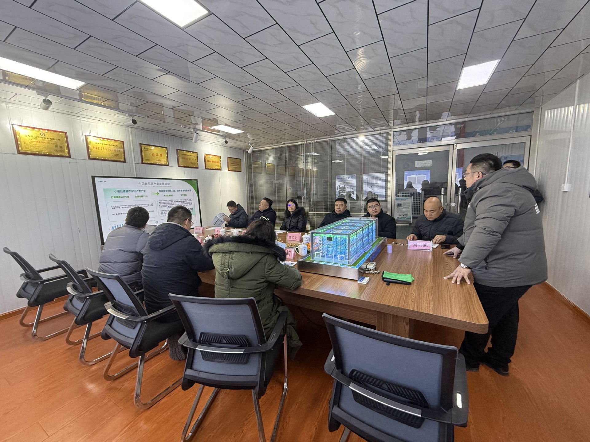 1735881518876355.jpg 61d9483f1b4b767fe3032c400c2dce4.jpg